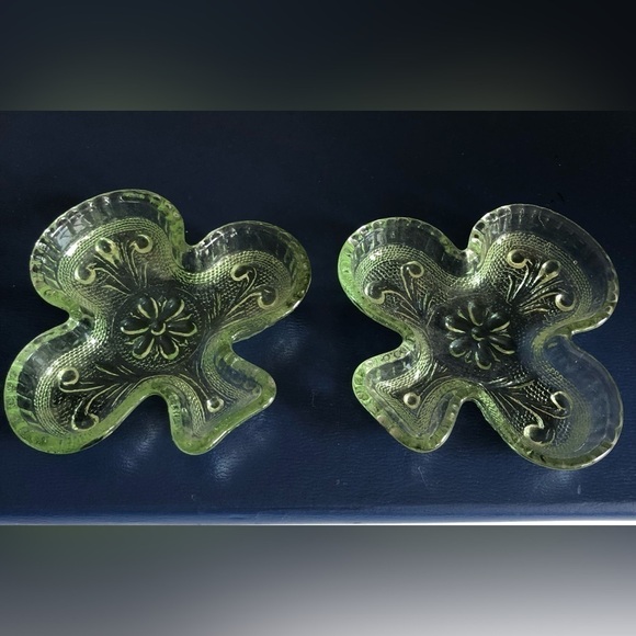 60’s Indiana Glass Green Club Suite dish ashtray - Picture 1 of 5